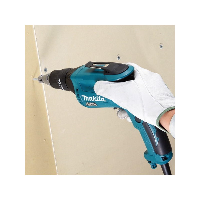 Дрель-шуруповерт сетевая Makita FS4000, 6мм, 0,57кВт, 16Нм, реверс, 0-4000 об/мин